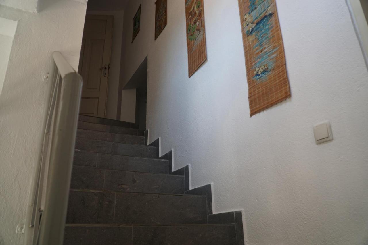 טיראנה Albaniantrip Rooms And Apartments מראה חיצוני תמונה